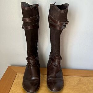Cute and comfortable rain boots - size 9